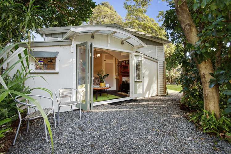 24 Bracken Street Petone_16