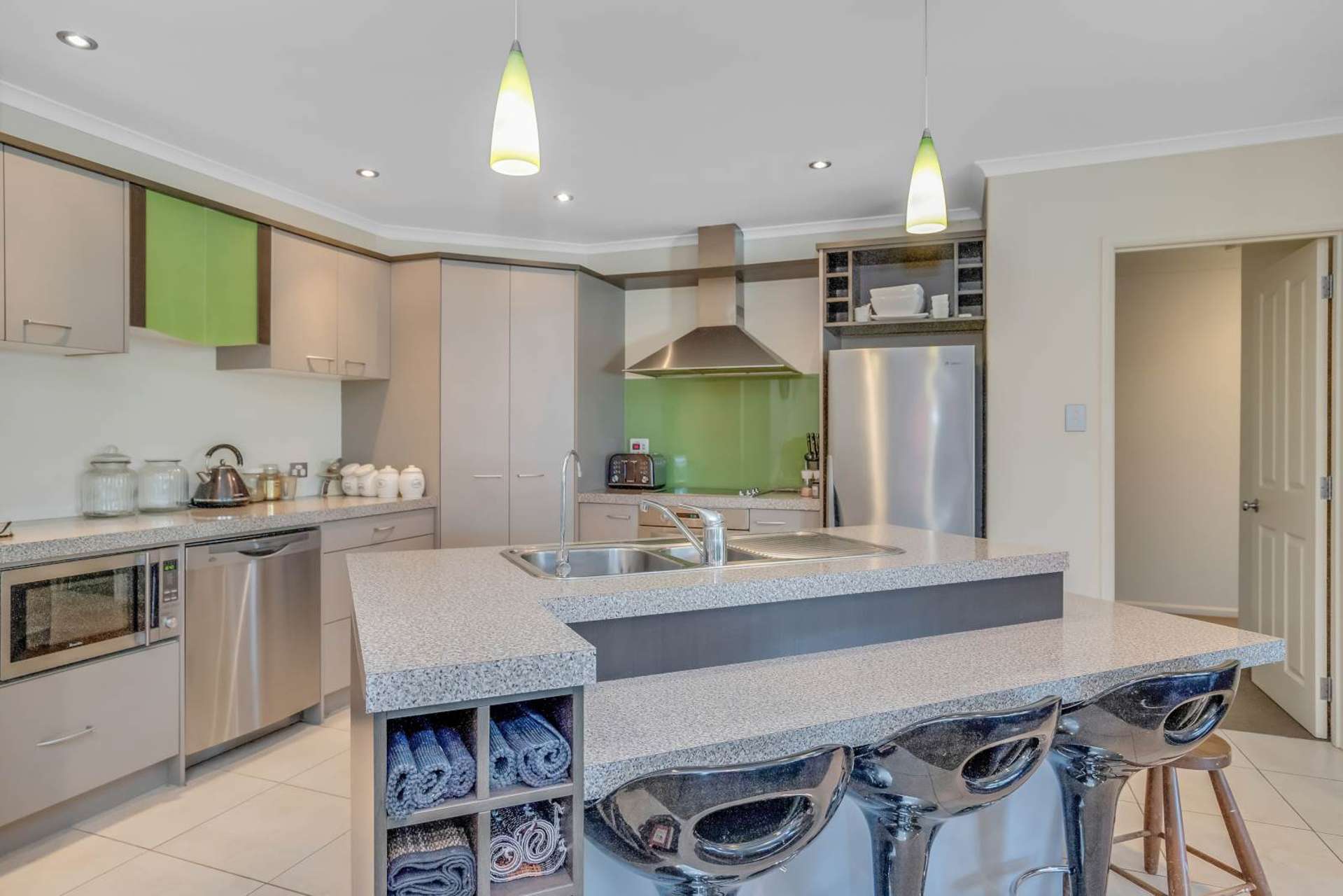 88 Western Hills Drive Kensington_0