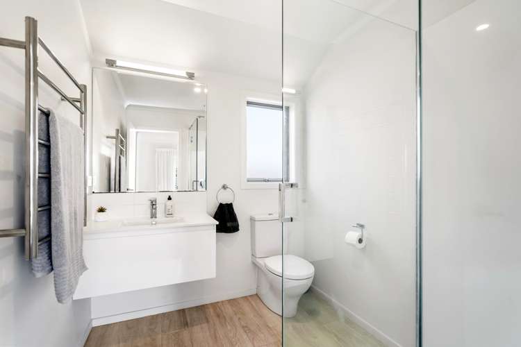 76 Stace Hopper Drive One Tree Point_14