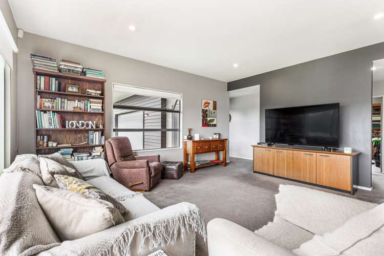 1 Gavinike Place Waimauku_12