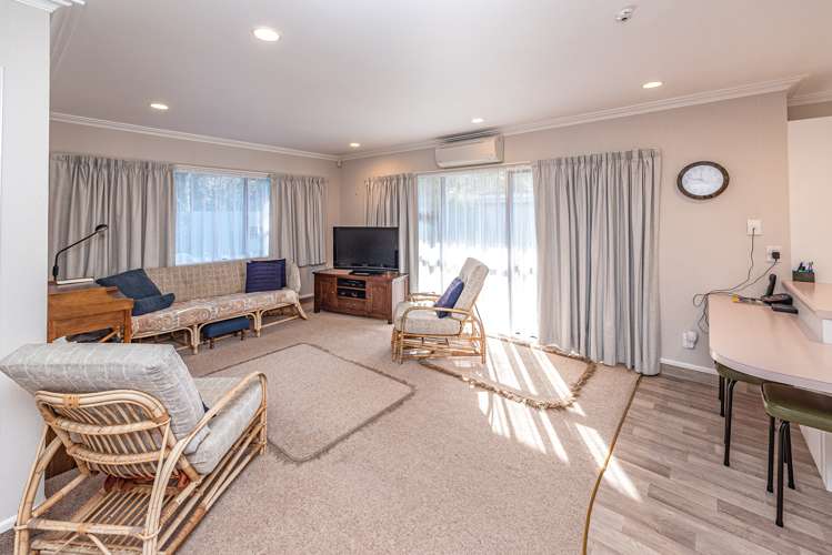 33 Downes Avenue Springvale_8