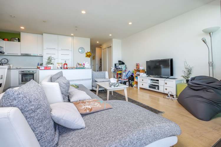 1603/18 Beach Road Auckland Central_7