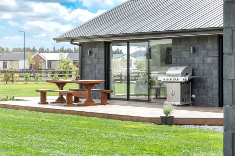 178 Verdeco Boulevard Lincoln_23