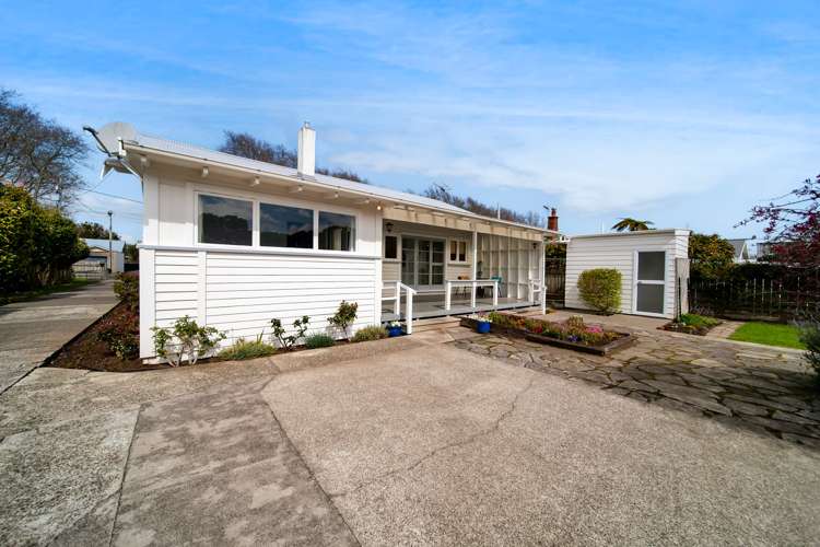 12 Selwyn Crescent College Estate_15