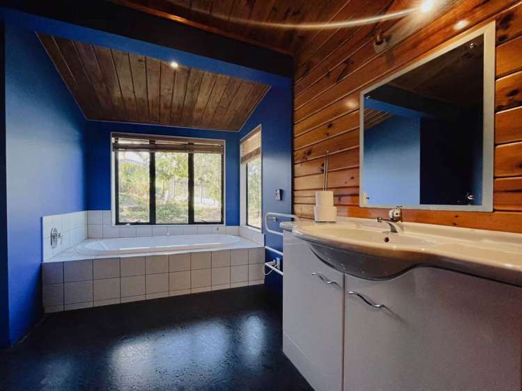 98 Harry Dreadon Road Opaheke_12