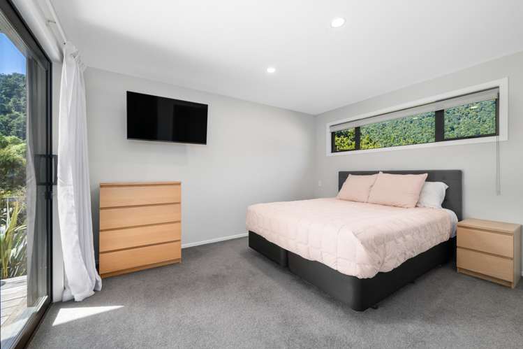 30 and 32 Matai Street Tennyson Inlet_16