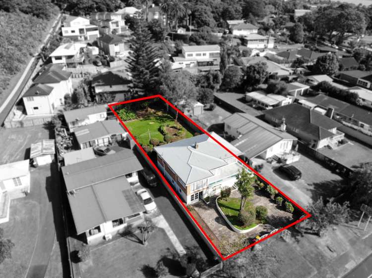 90 Coronation Road Mangere Bridge_14