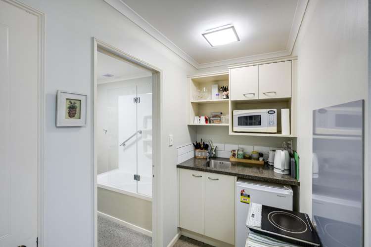 76A Churchill Drive Taradale_22