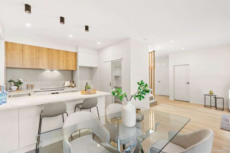 296d East Coast Road Forrest Hill_7