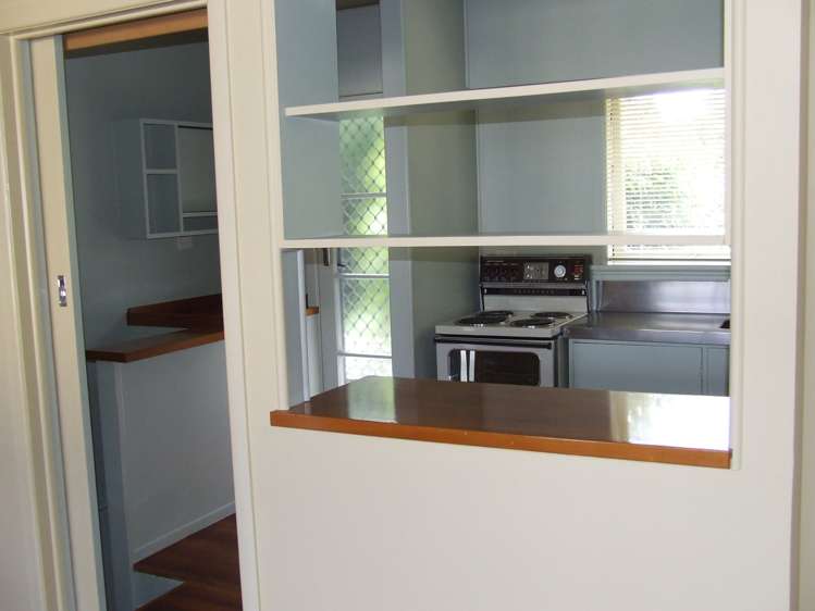 2/128a Taylors Road Mount Albert_2