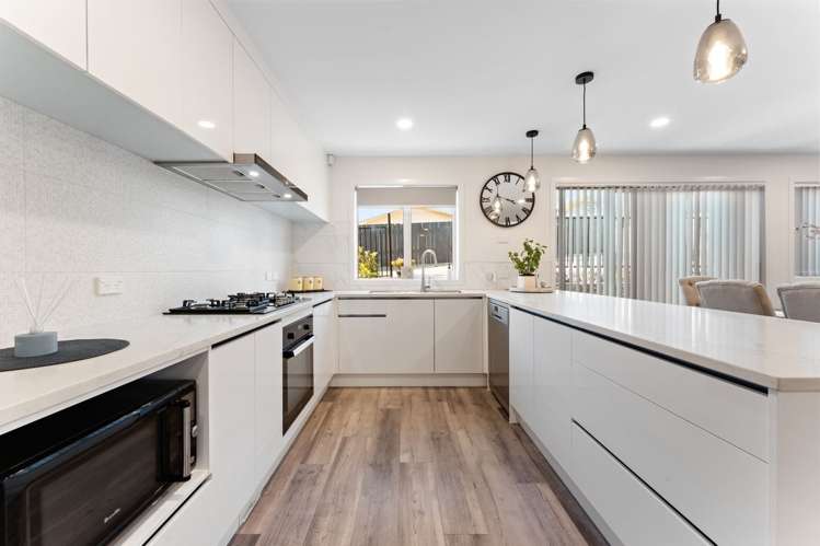 24 Glendene Avenue Glendene_4