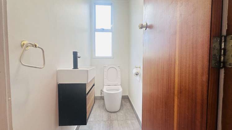 151 Bleakhouse Road Mellons Bay_24