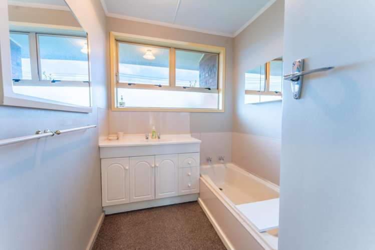 1 Balmoral Street Marchwiel_16