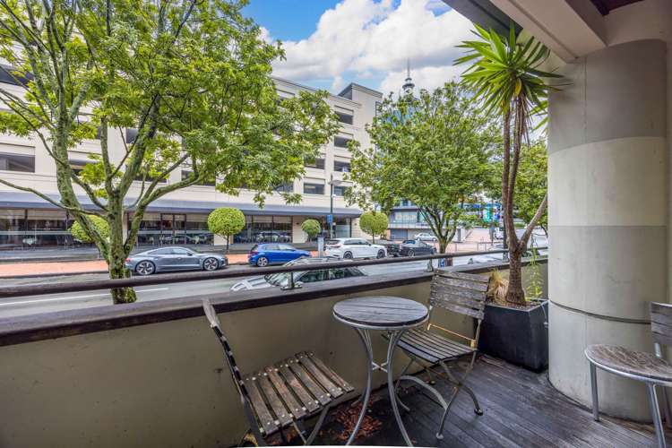 GJ/20 Pakenham Street East Auckland Central_7