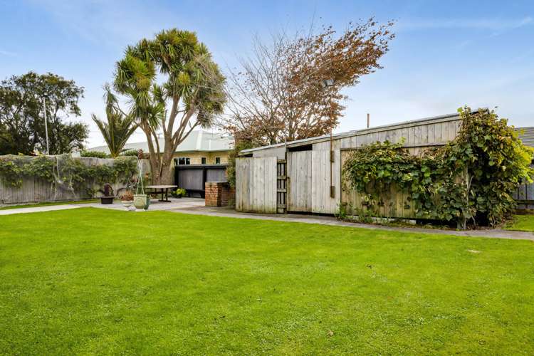 6 Egmont Street Hawera_33