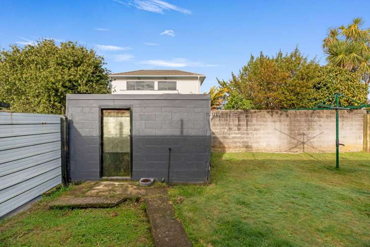 12b Seddon Street Glenholme_15