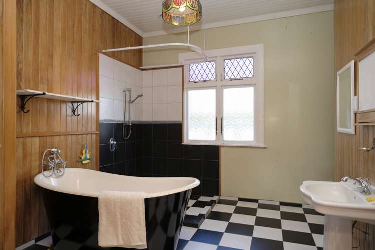 2 Maine Street Dannevirke_7