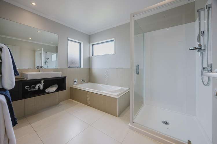30 Beach Road Mellons Bay_16