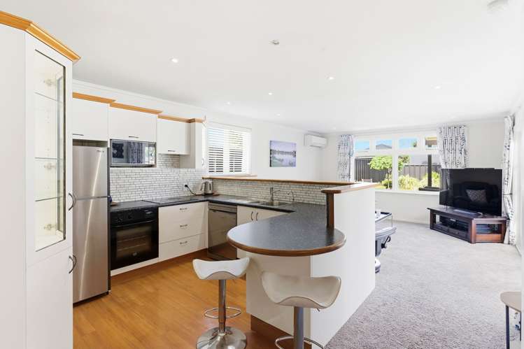 14 Kennedy Street Saint Clair_11