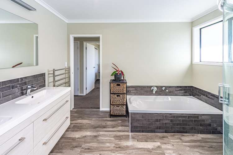 128 Seafield Road Westmere_39