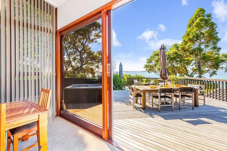 2 Okewa Road Titirangi_5