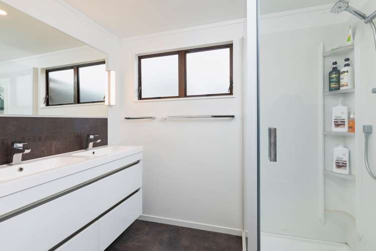 16b Seaview Terrace Mount Albert_10