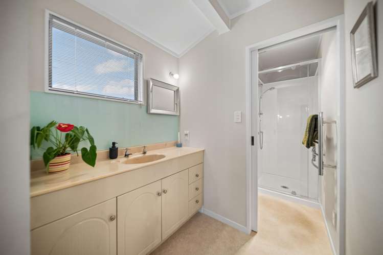 2/28 Gosford Drive Botany Downs_9