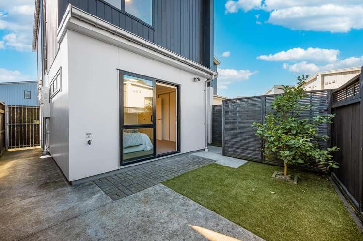 5 Awamarino Way Westgate_14