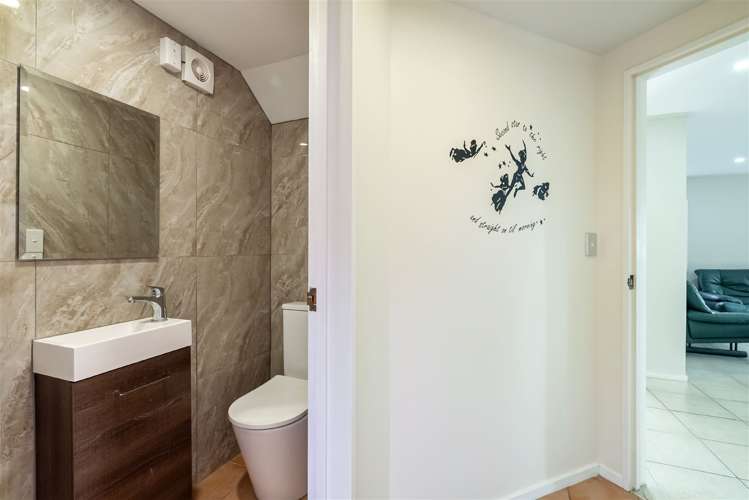 13 Redfern Lane Glenfield_10