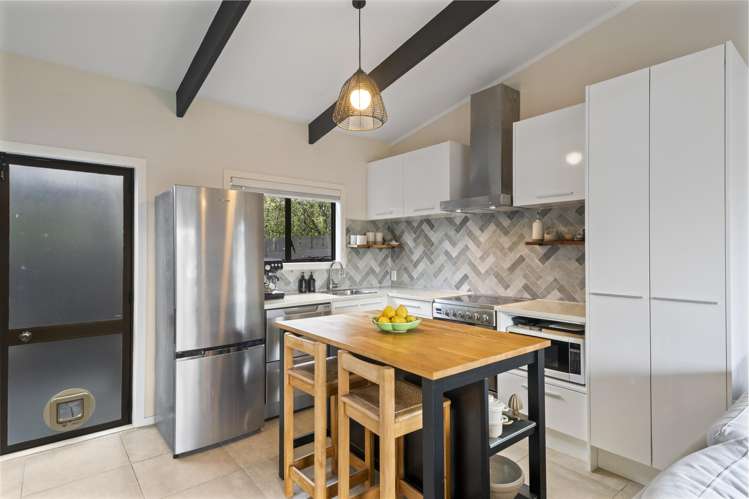 48 Rua Road Glen Eden_5