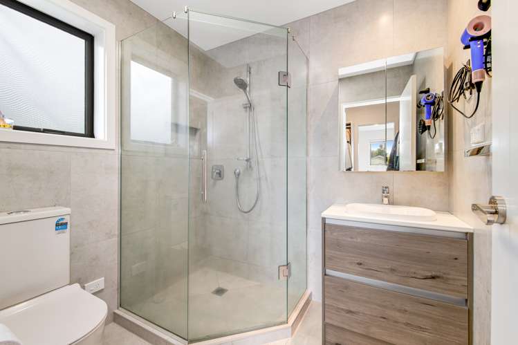 23a Wylie Avenue Sunnynook_10