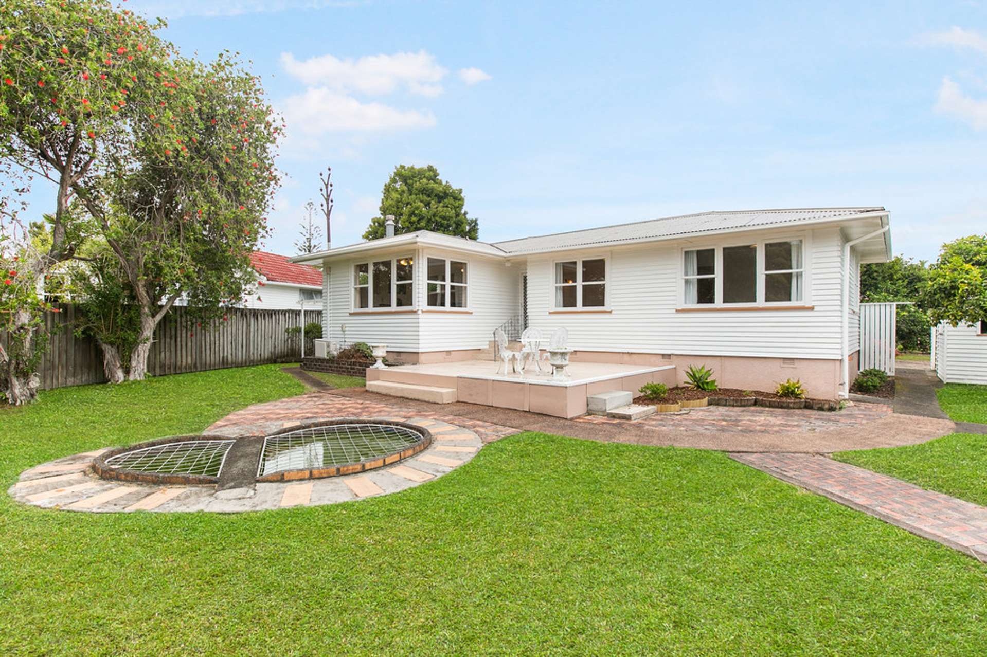 6 Sunray Avenue Titirangi_0