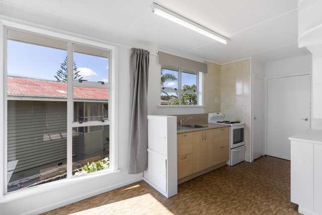 5 Westall Road New Lynn_4