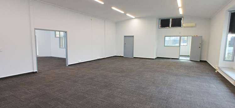 37 Taharoto Road Takapuna_4