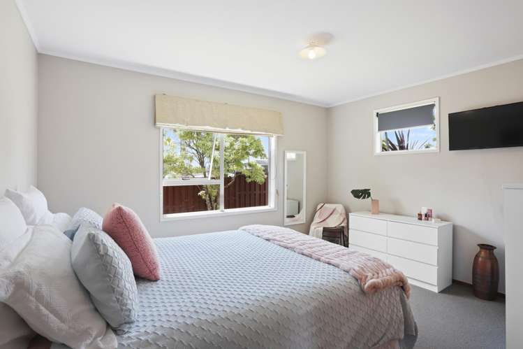 61 Forest Hill Road Henderson_7