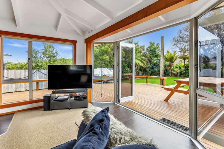 45 South East Highway Whitianga_12