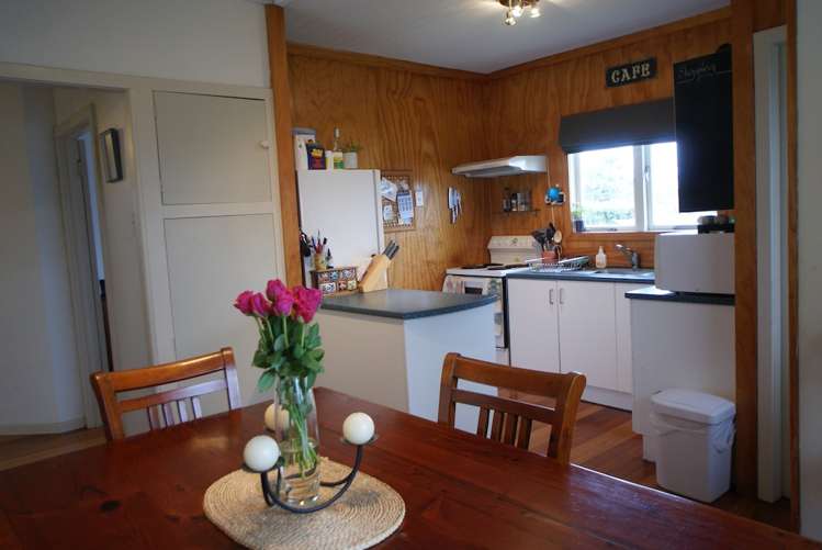 208 Captain Springs Road Onehunga_5