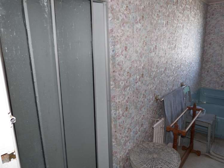 85 Cross Road Edendale_27