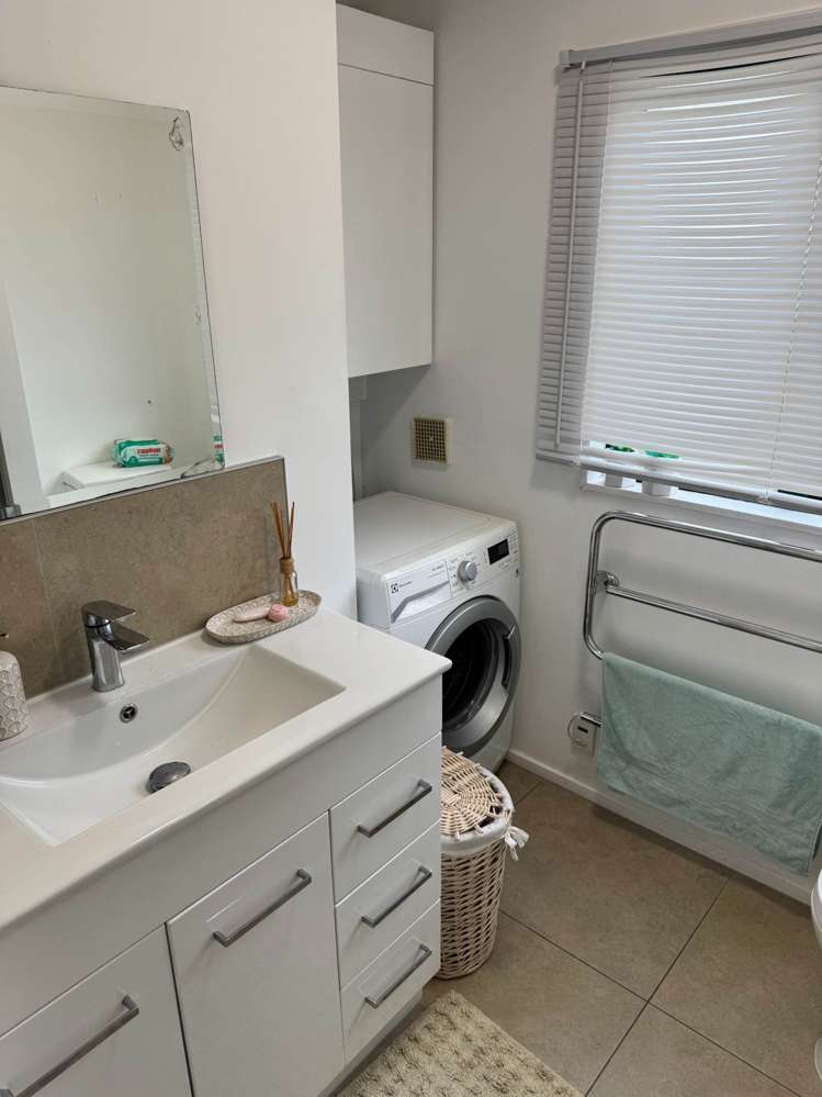 6b Millbrook Road Henderson_10