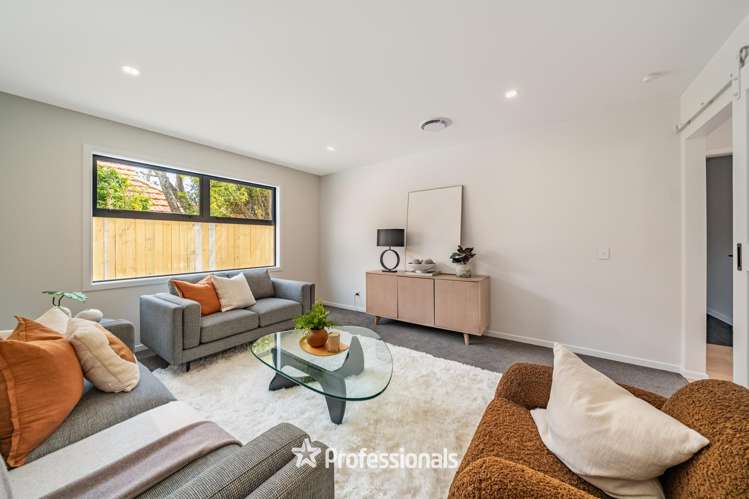 8 Maire Street Woburn_8