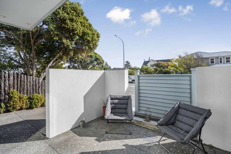 1/121 Muritai Road Eastbourne_19