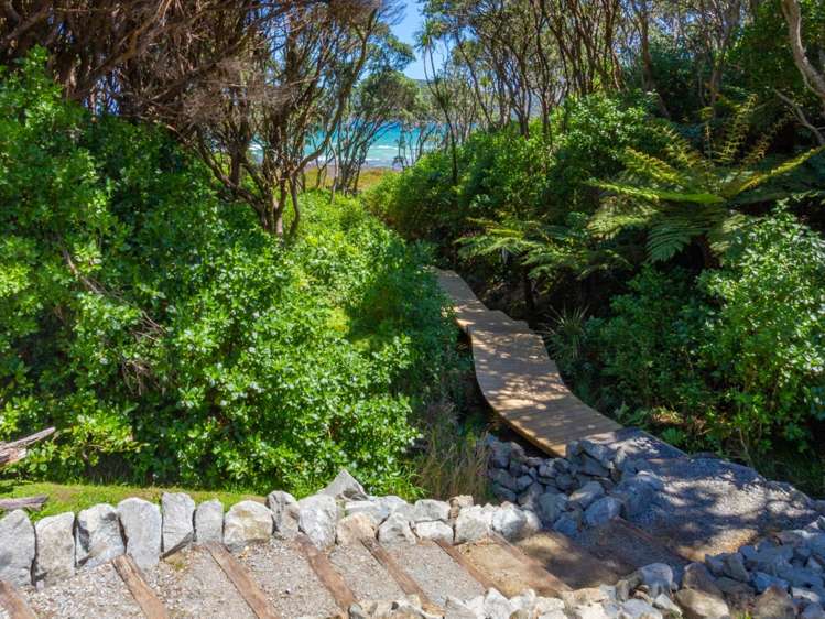 403 Shoal Bay Road_2