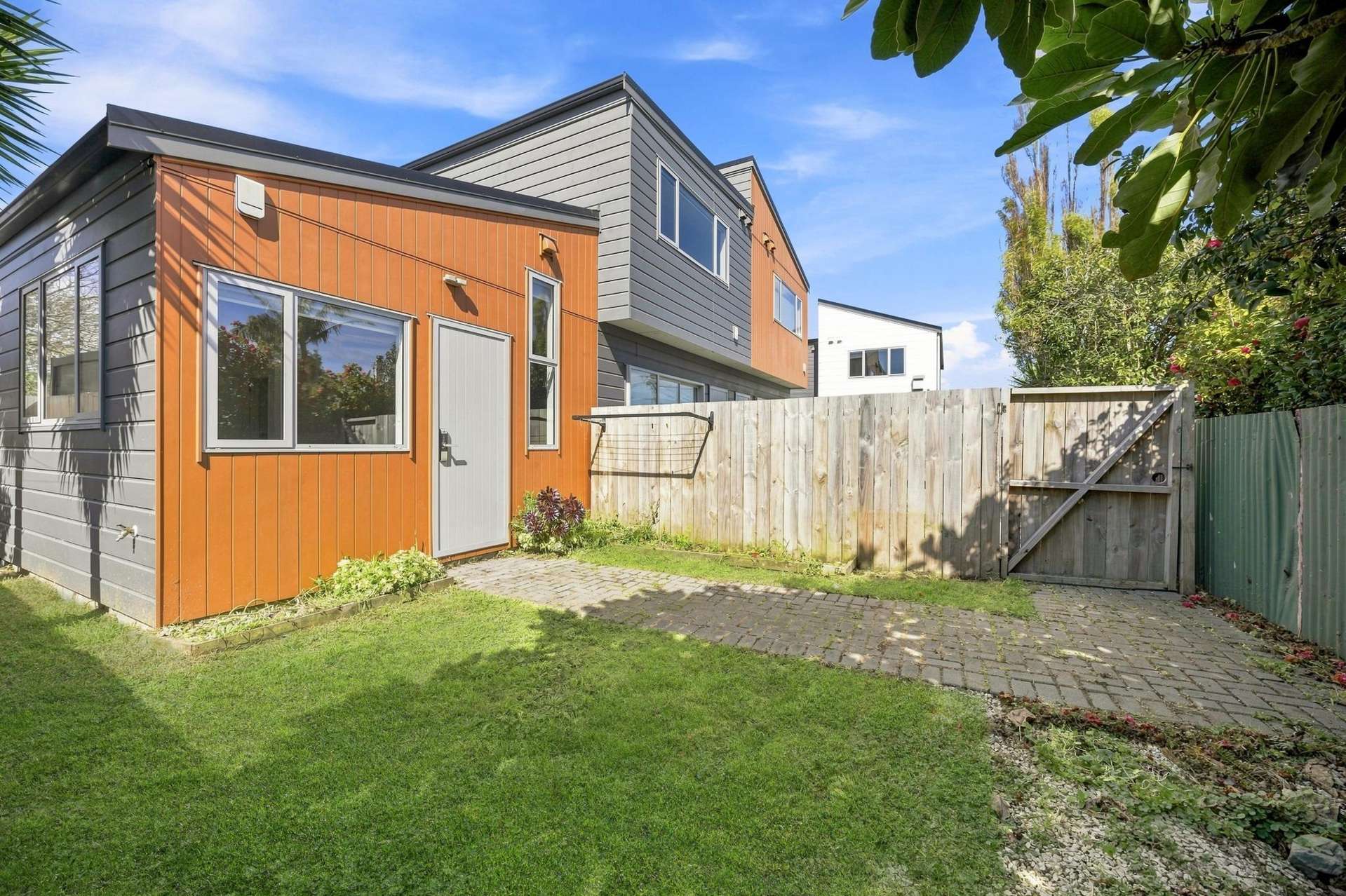 8/4 Ranier Street Ellerslie_0