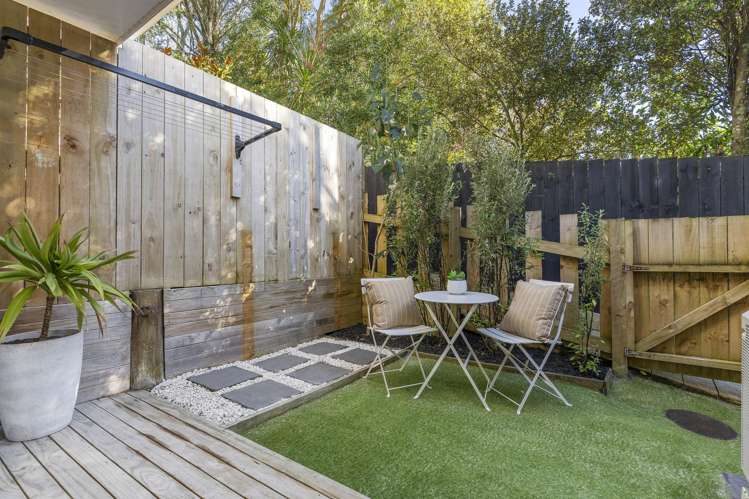 6B Aralia Road Sunnynook_12