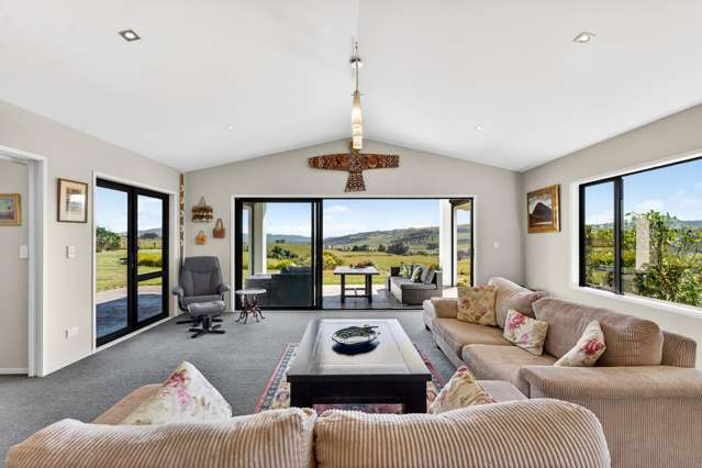 701 River Road Otane_4