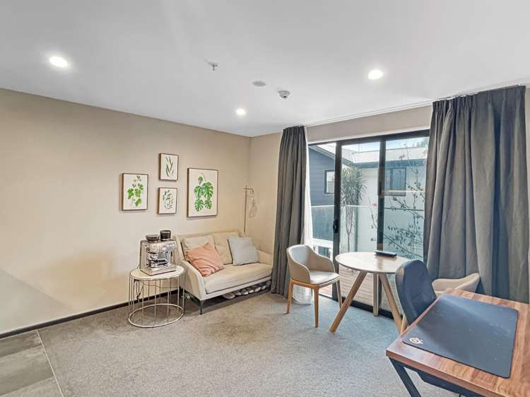 2B/207 Kilmore street 1419_5