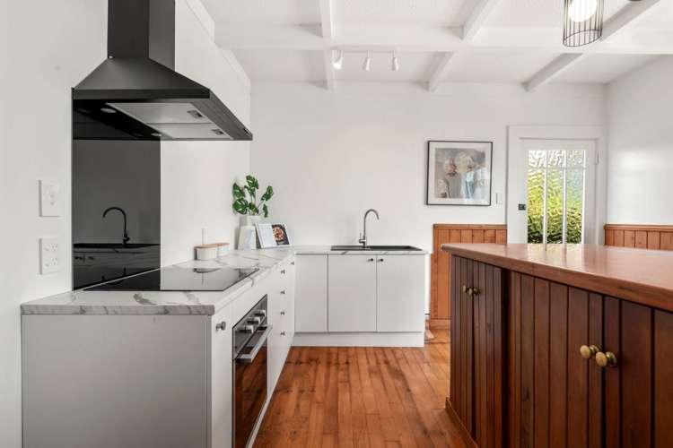 97A Carlisle Road Torbay_4