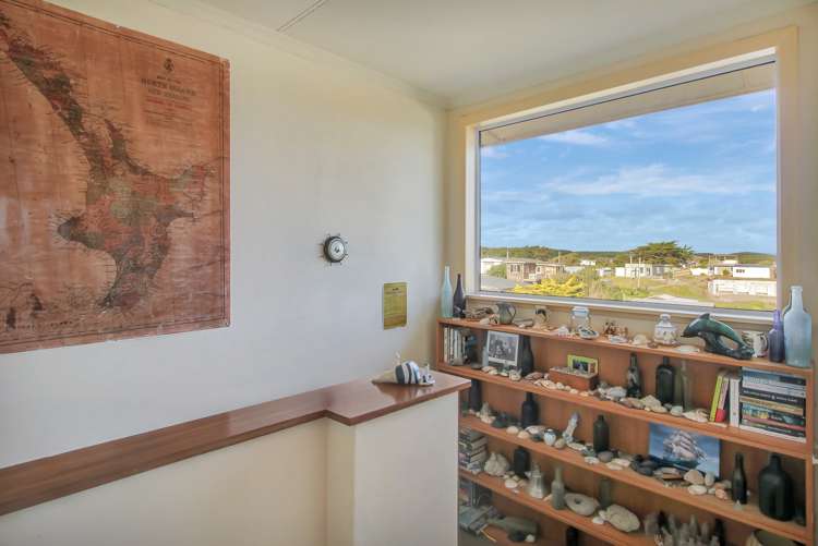 19 Marine Parade South Foxton Beach_11