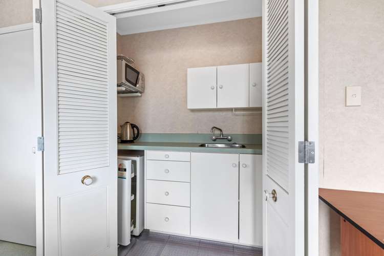 33 Ririnui Place Maungatapu_17