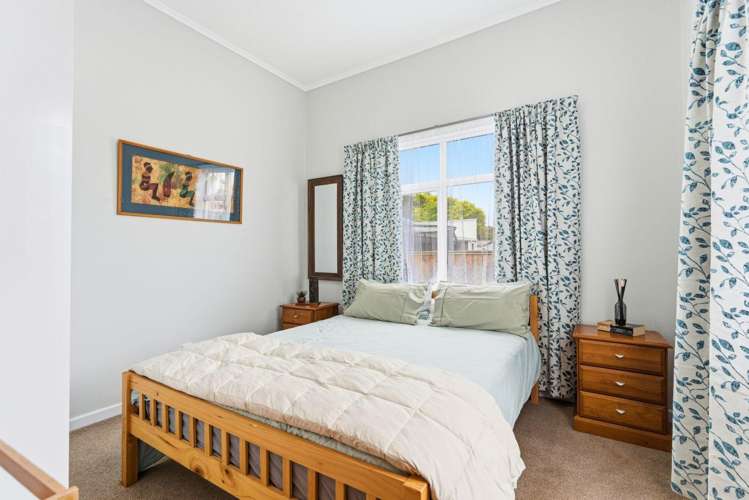 52 Parsons Street 1228_13